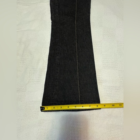 Kenneth Cole jeans - Picture 8 of 8